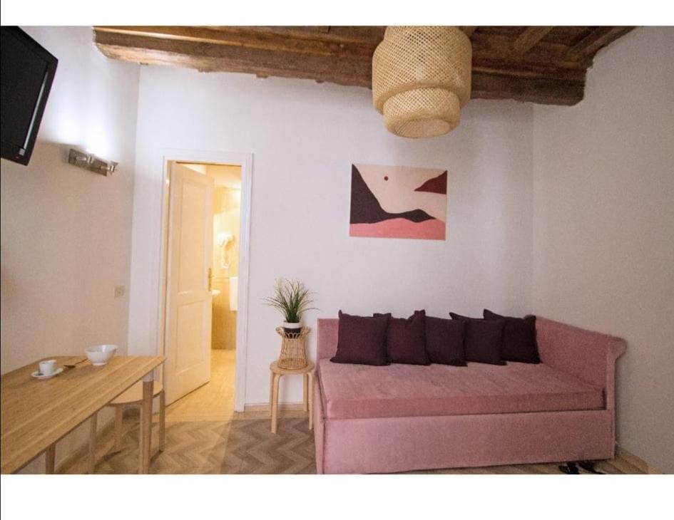 Lovely Apartments In City Centre "Third Floor, Without Elevator" Rzym Zewnętrze zdjęcie
